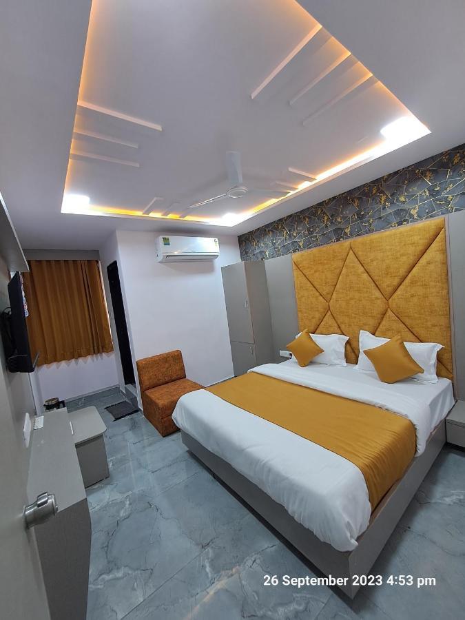 Hotel Kingdom Gandhinagar Kültér fotó