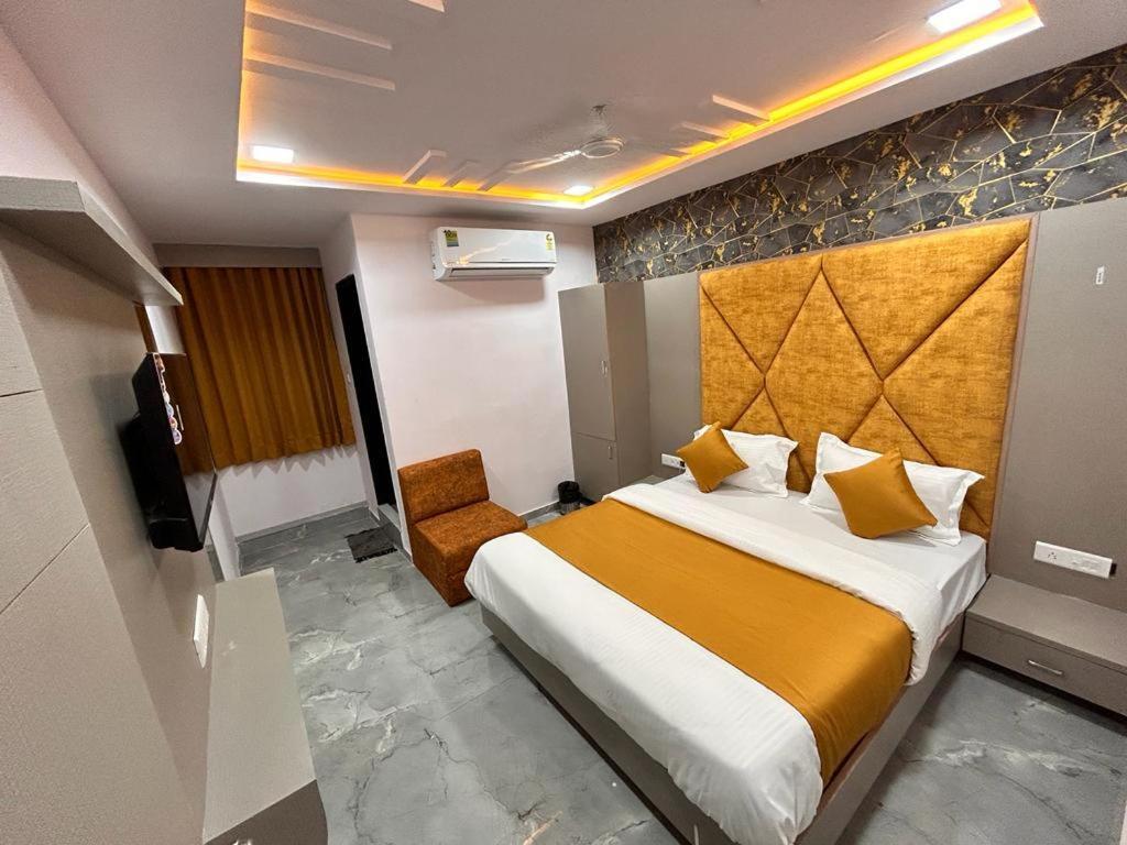 Hotel Kingdom Gandhinagar Kültér fotó